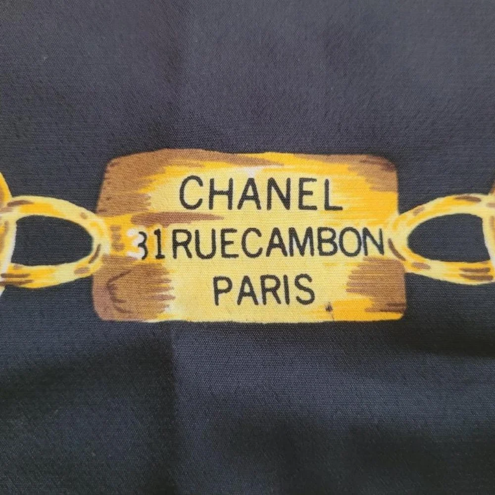 Chanel BLACK silk scarf - Picture 2 of 2